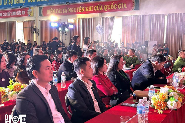 Hình ảnh các quý vị đại biểu, khách quý tham dự tại hội thi.