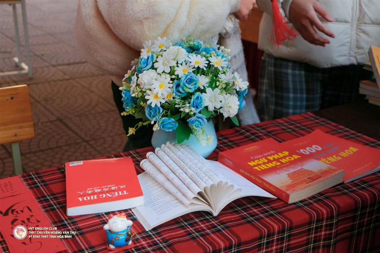 Một số hình ảnh trong buổi hoạt động ngoại khóa sáng ngày 12/01/2025.